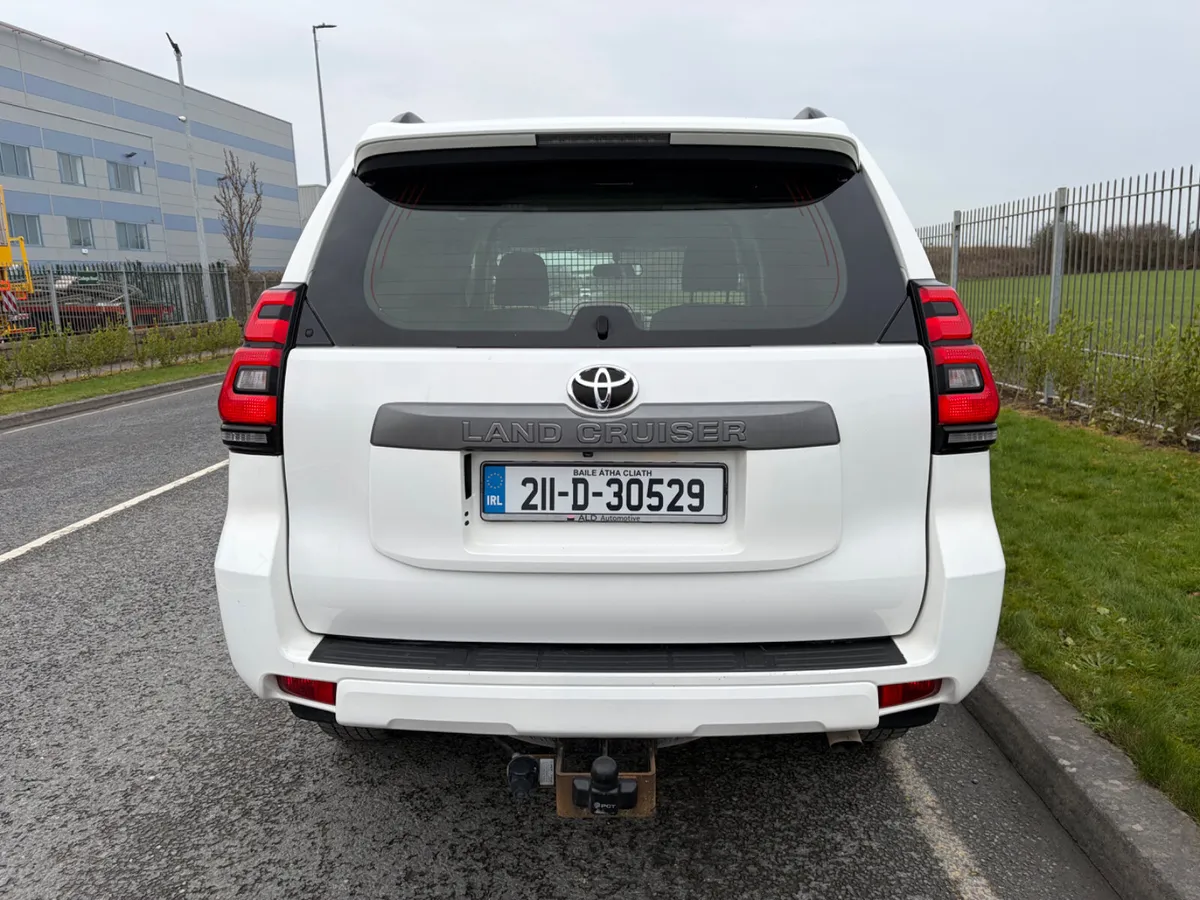 2021 LANDCRUISER LWB GX €26,788 EXC VAT - Image 4