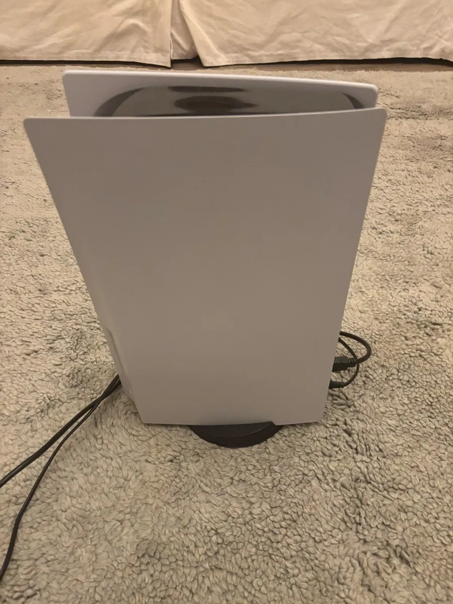 PlayStation 5 - Image 3
