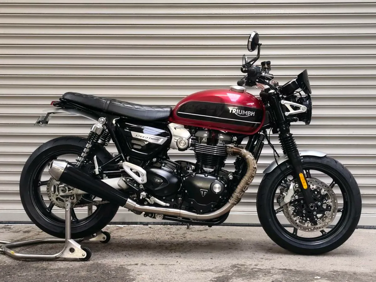 Triumph Speed Twin 1200 - Image 2