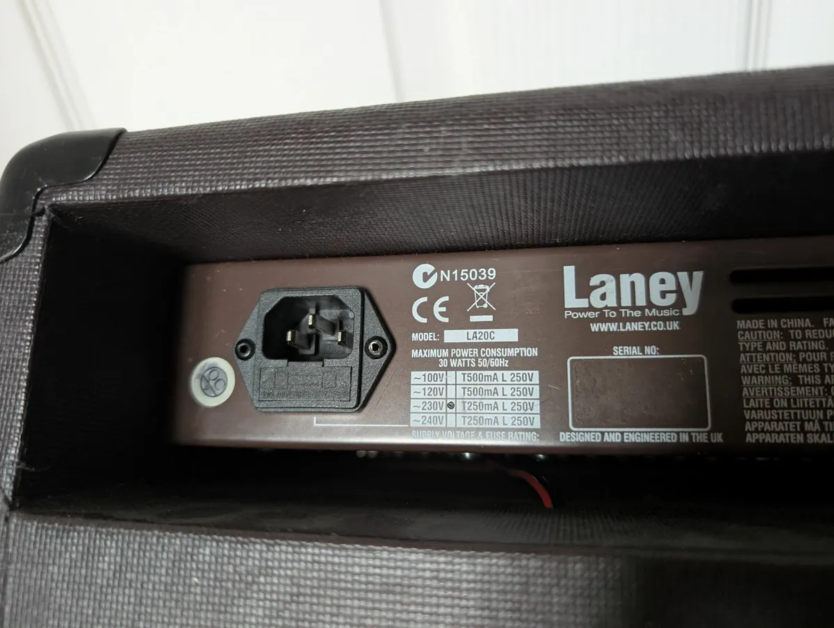 Amplifier LANEY LA20C - Image 2