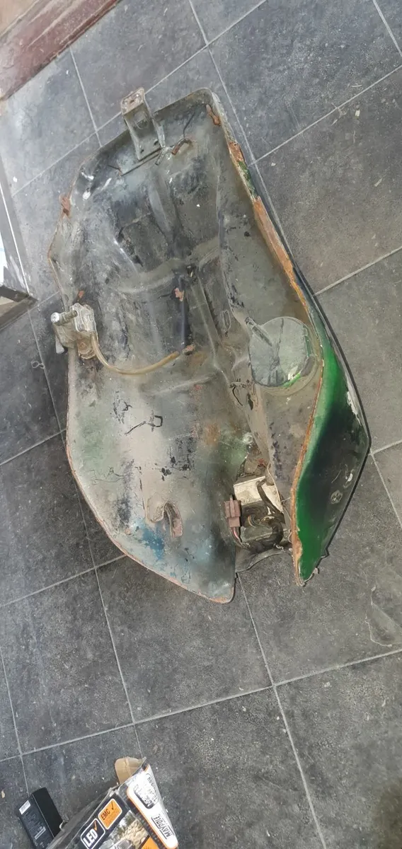 Motorcycle   GpZ 750    project - Image 3