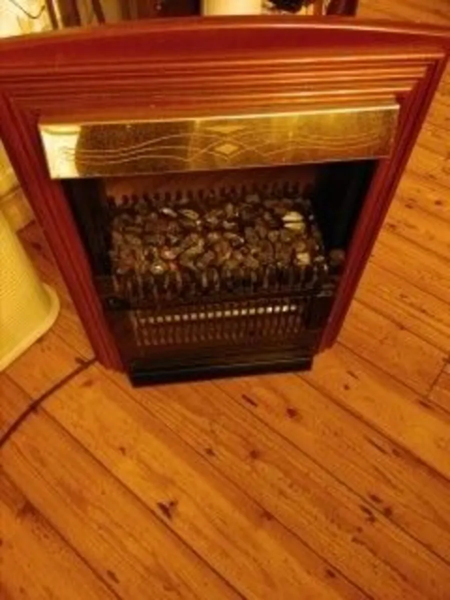 Free electric fireplace - Image 2