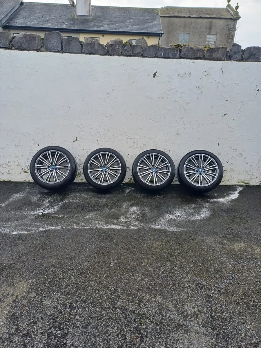 BMW alloy wheels as new - Image 1