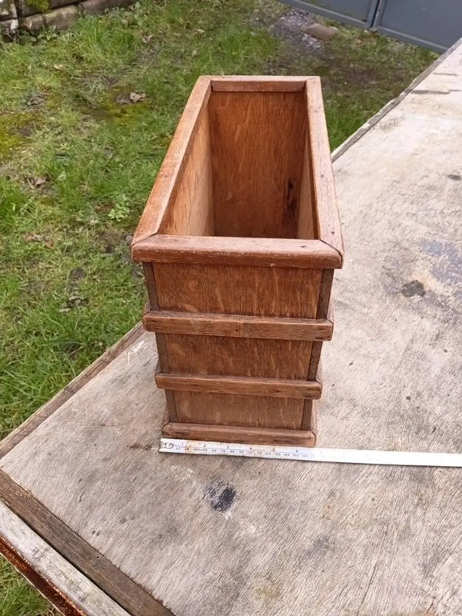 Vintage magazine rack - Image 3