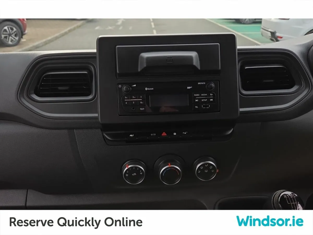 Nissan Interstar INTERSTAR L3 H2 135 FWD 6E 5DR - Image 4