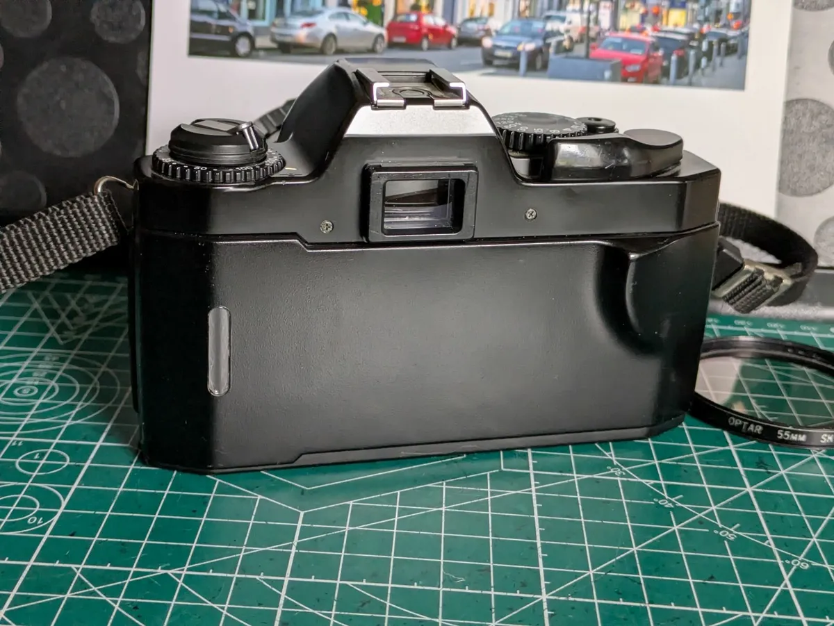 🎞️ Canon T60 film SLR + FD 35-70mm/3.5-4.5 zoom - Image 3