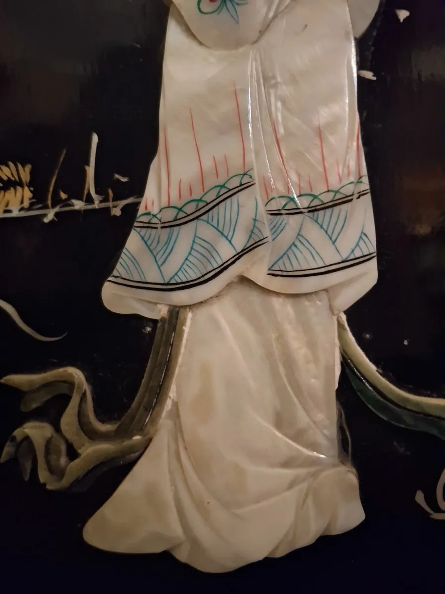 Vintage Chinese Mother of Pearl & Lacquer 3D... - Image 4