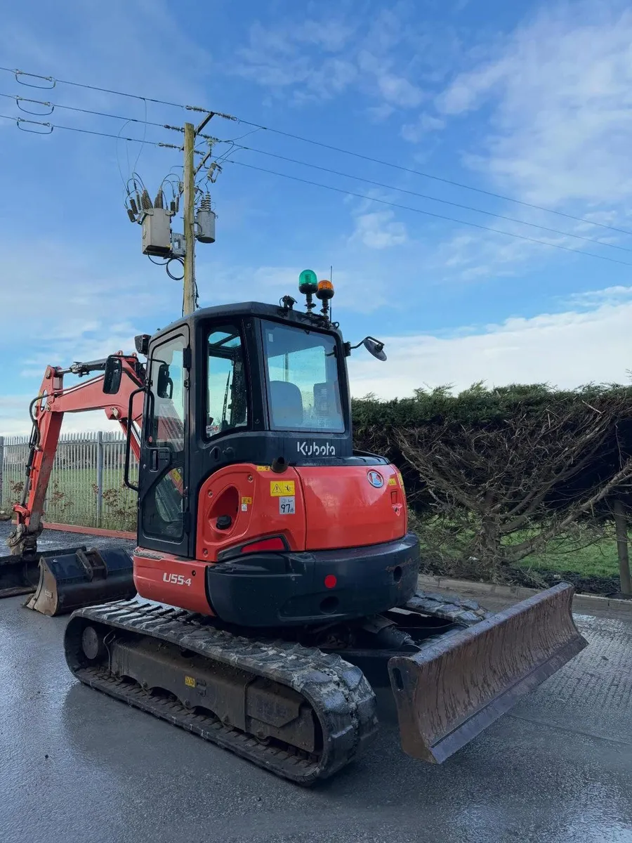 KUBOTA U55-4 EXCAVATOR - Image 2