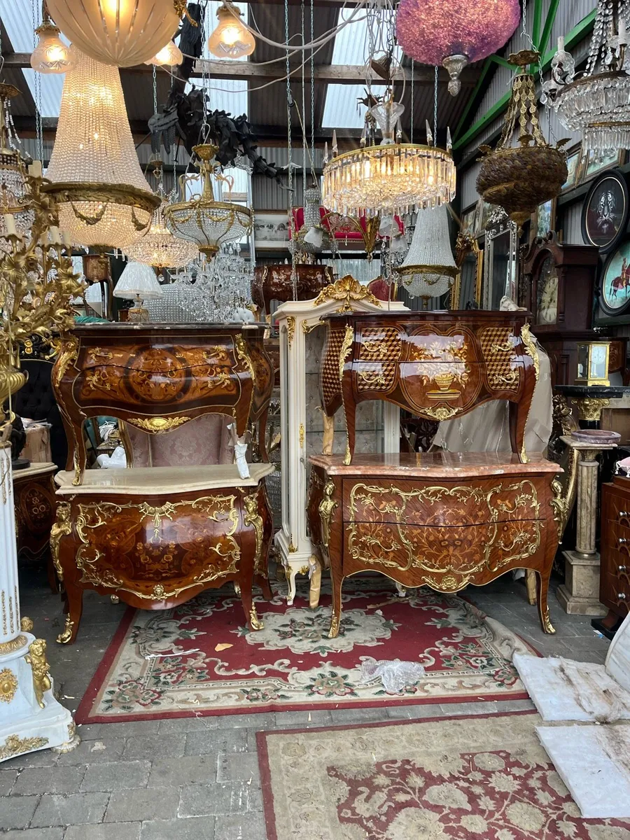 Terence Clifford Antiques - Image 1