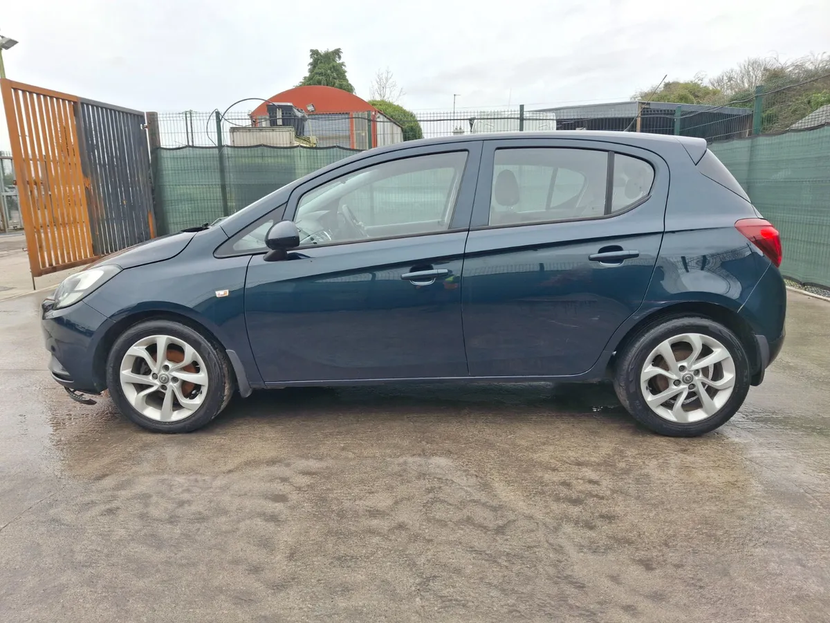 152 Opel Corsa  1.4 Petrol  Automatic - Image 2