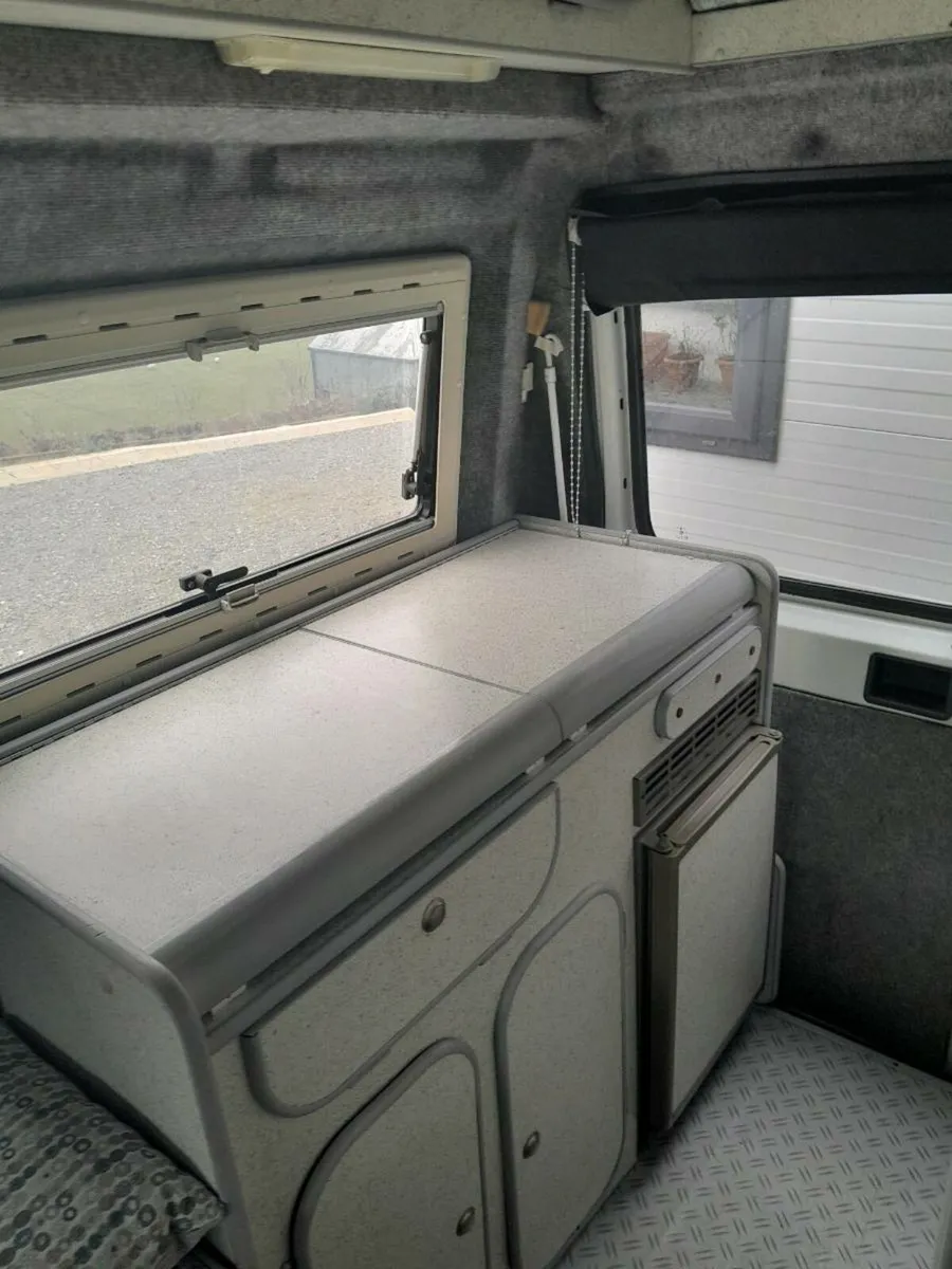 campervan - Image 3