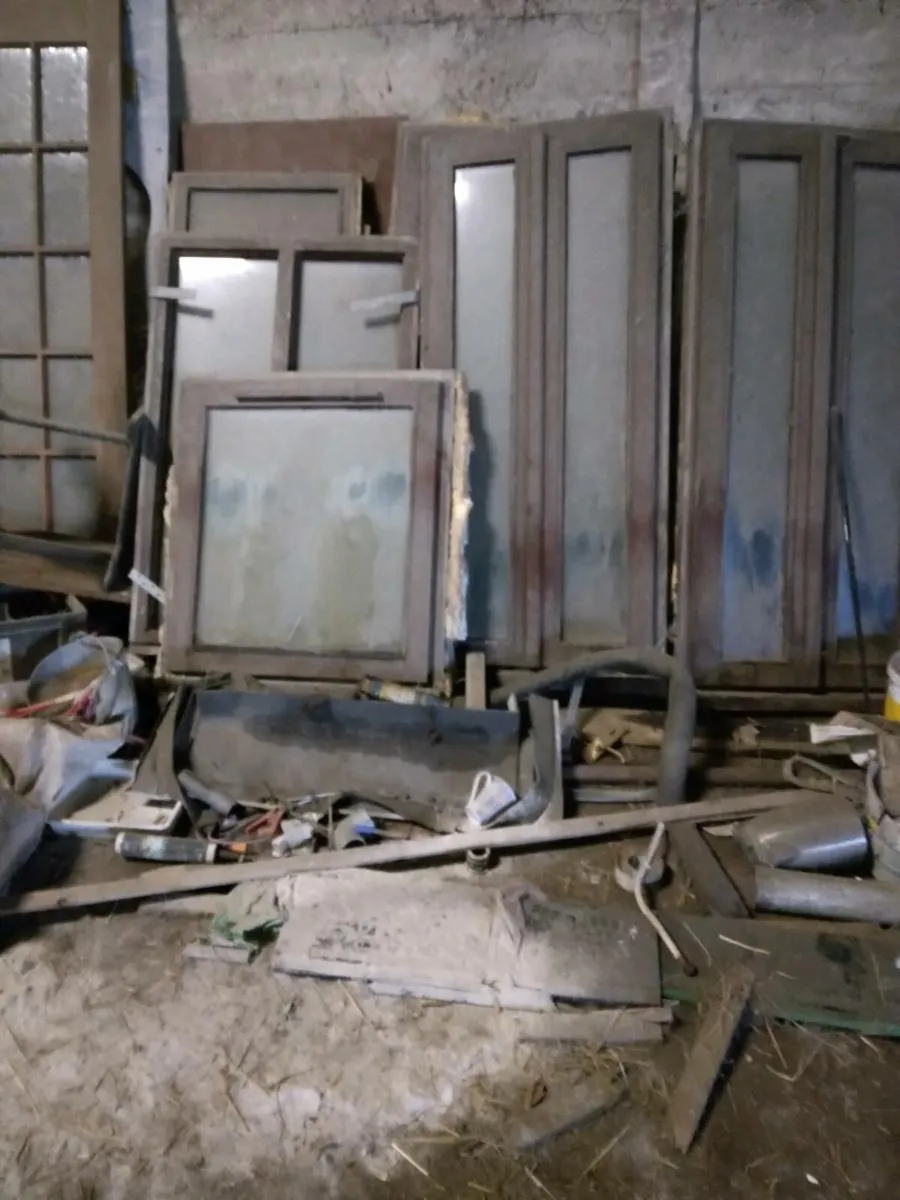 Windows and door - Image 3