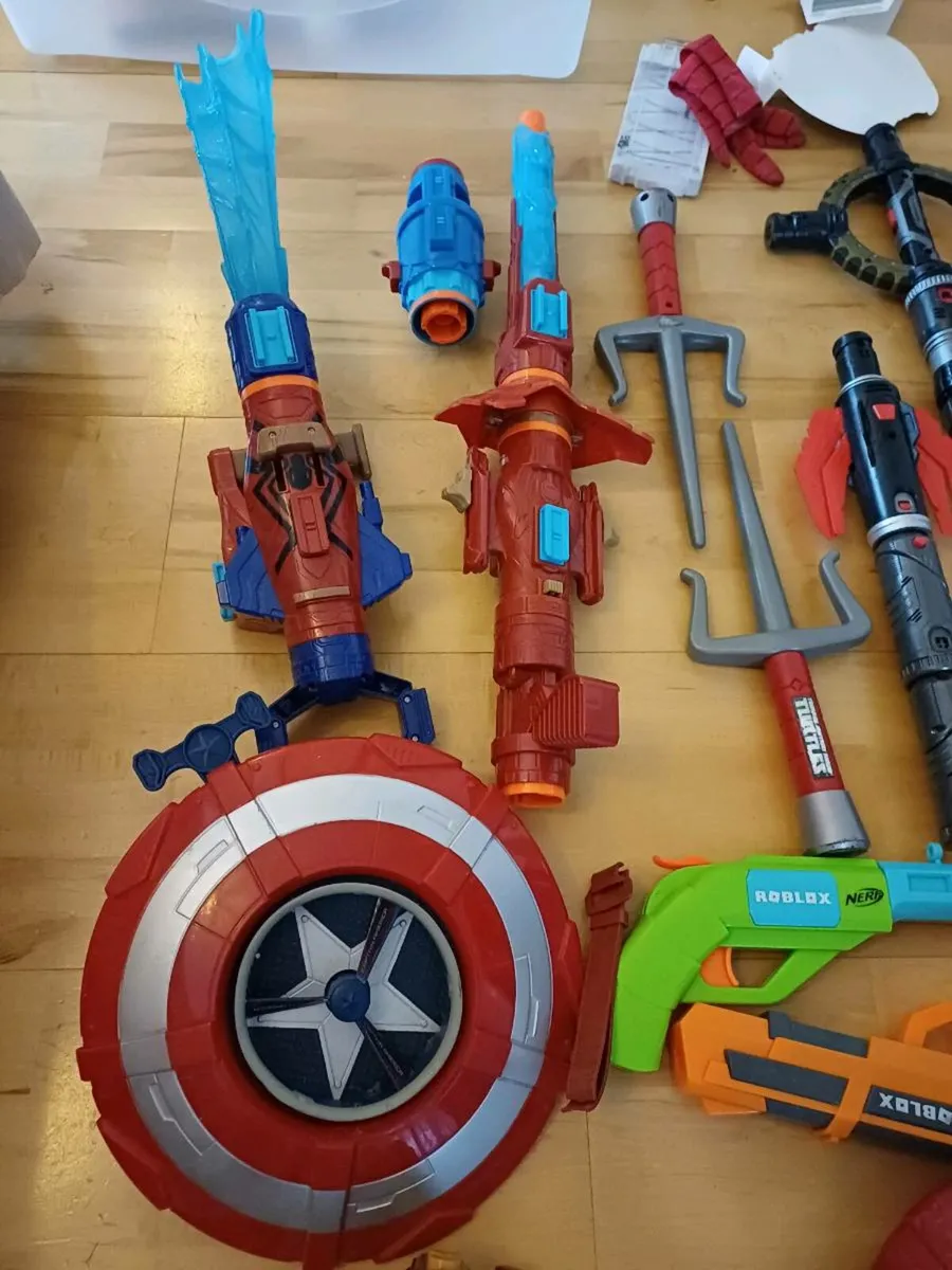 Avengers nerf bundle - Image 2