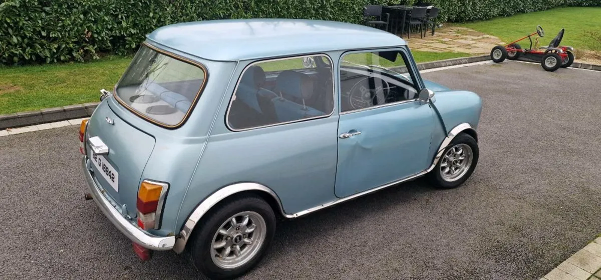 Austin Mini - Image 4