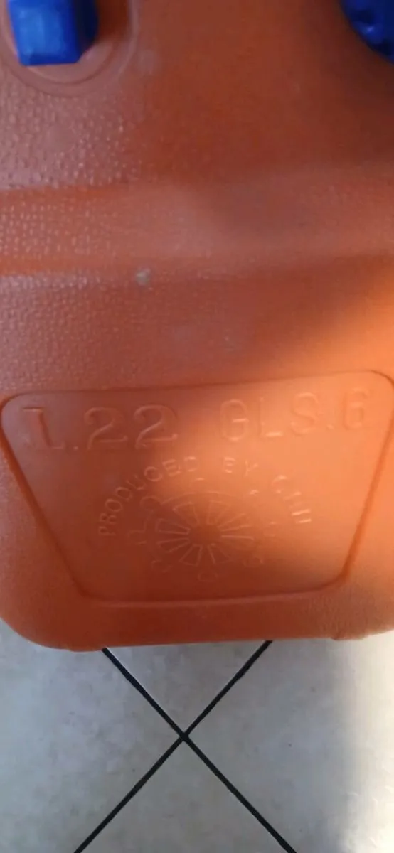 Outboard tanks - Image 4