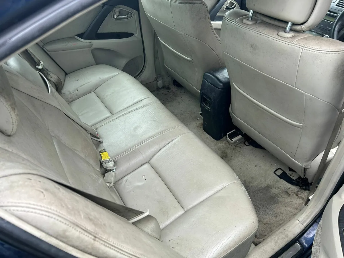 Toyota avensis - Image 2