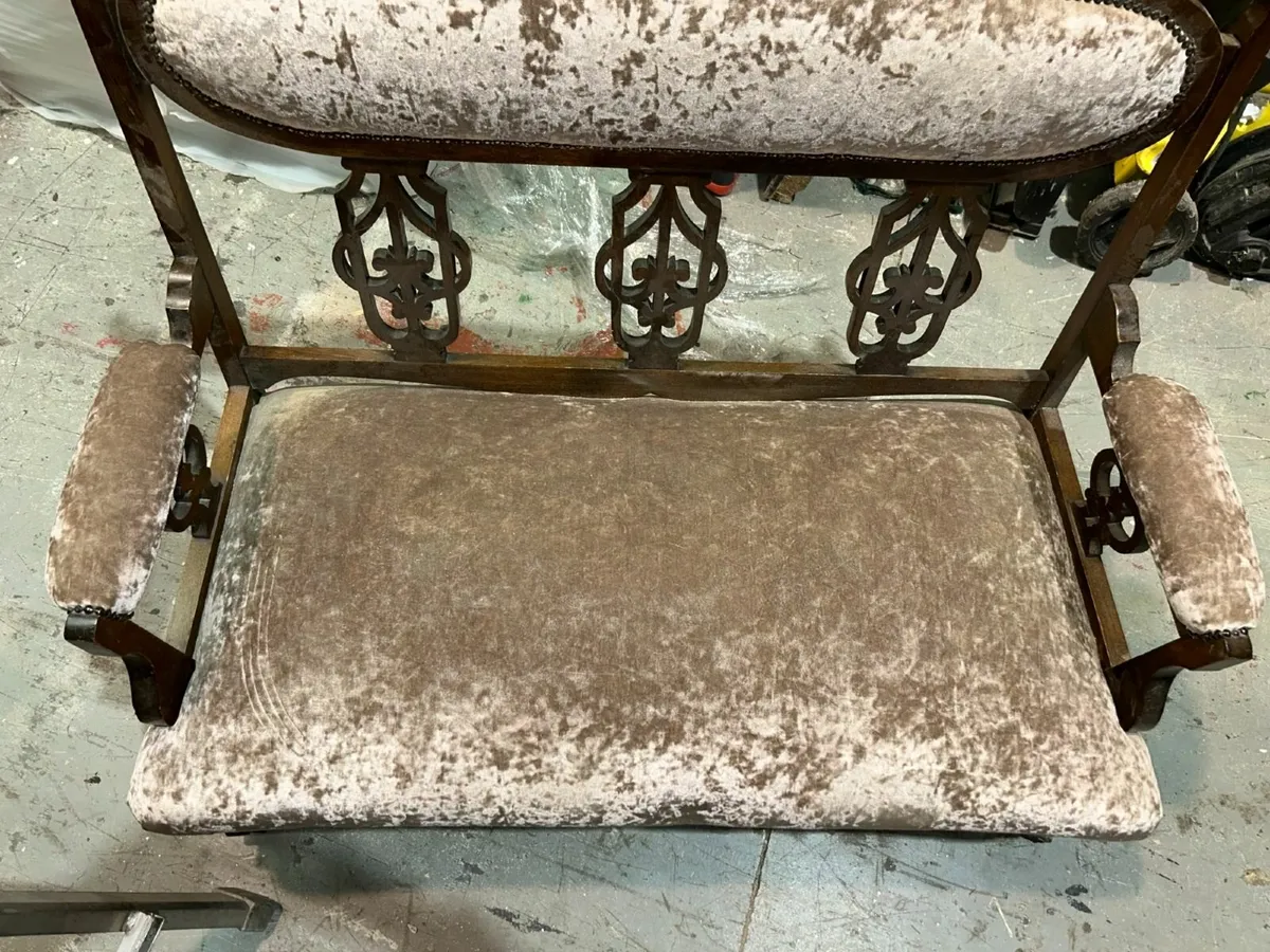 Classis 2 seater sofa - Image 3