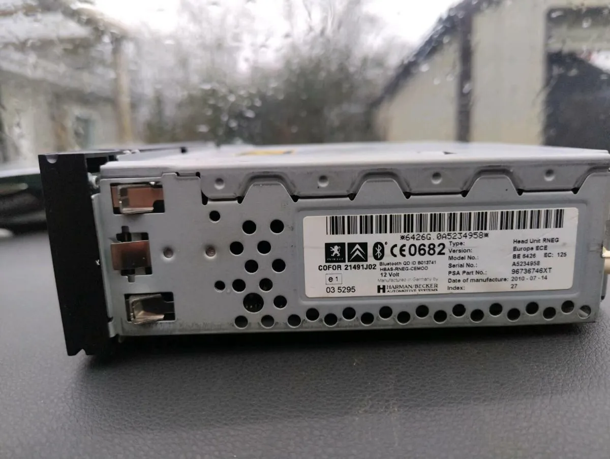 Car Radio Peugeot Citroën - Image 3