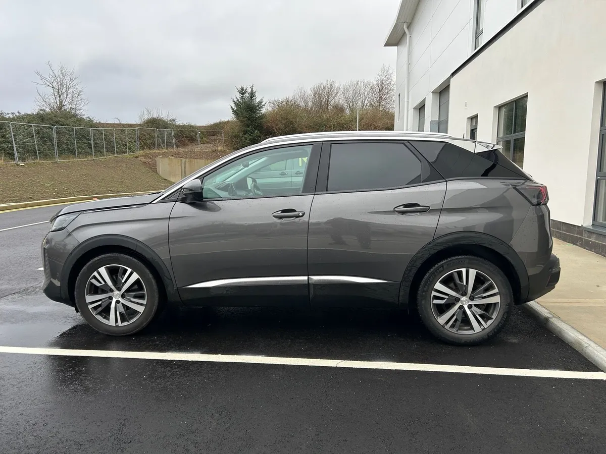 Peugeot 3008 - Image 1