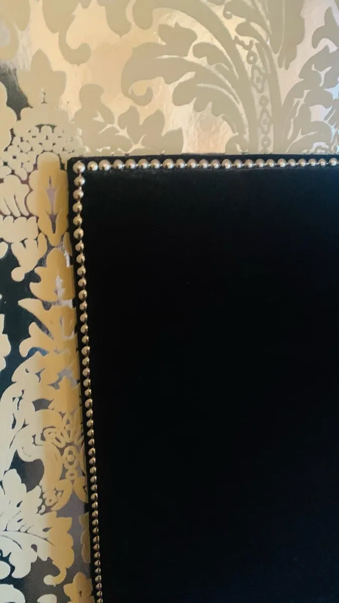 Super king bed or 2 singles - Image 2