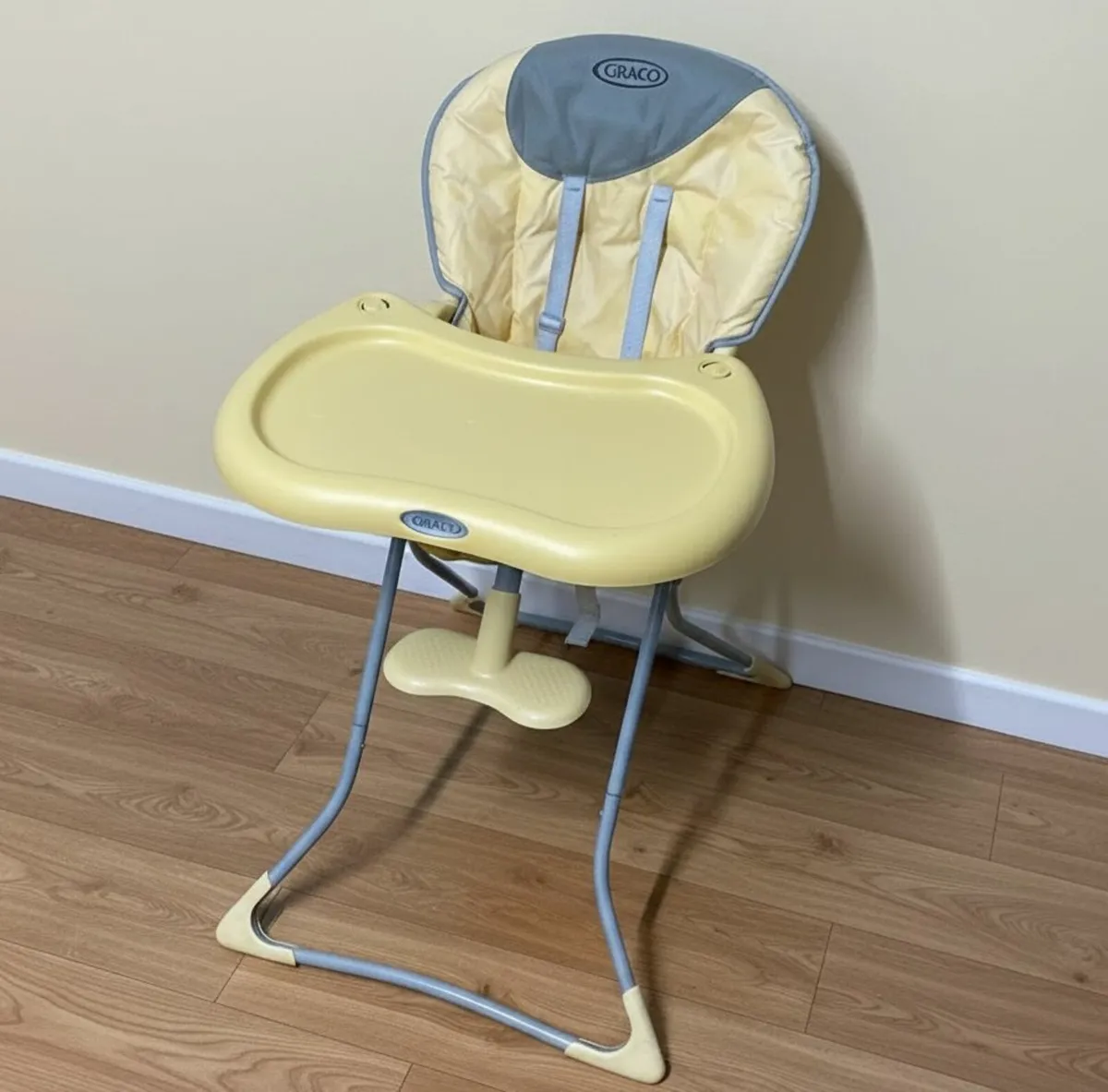 Graco Baby High Chair & Removable Tray - Image 1