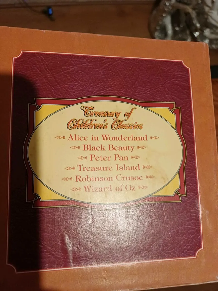 Vintage Treasury Of Children's Classics Box Set - Image 3