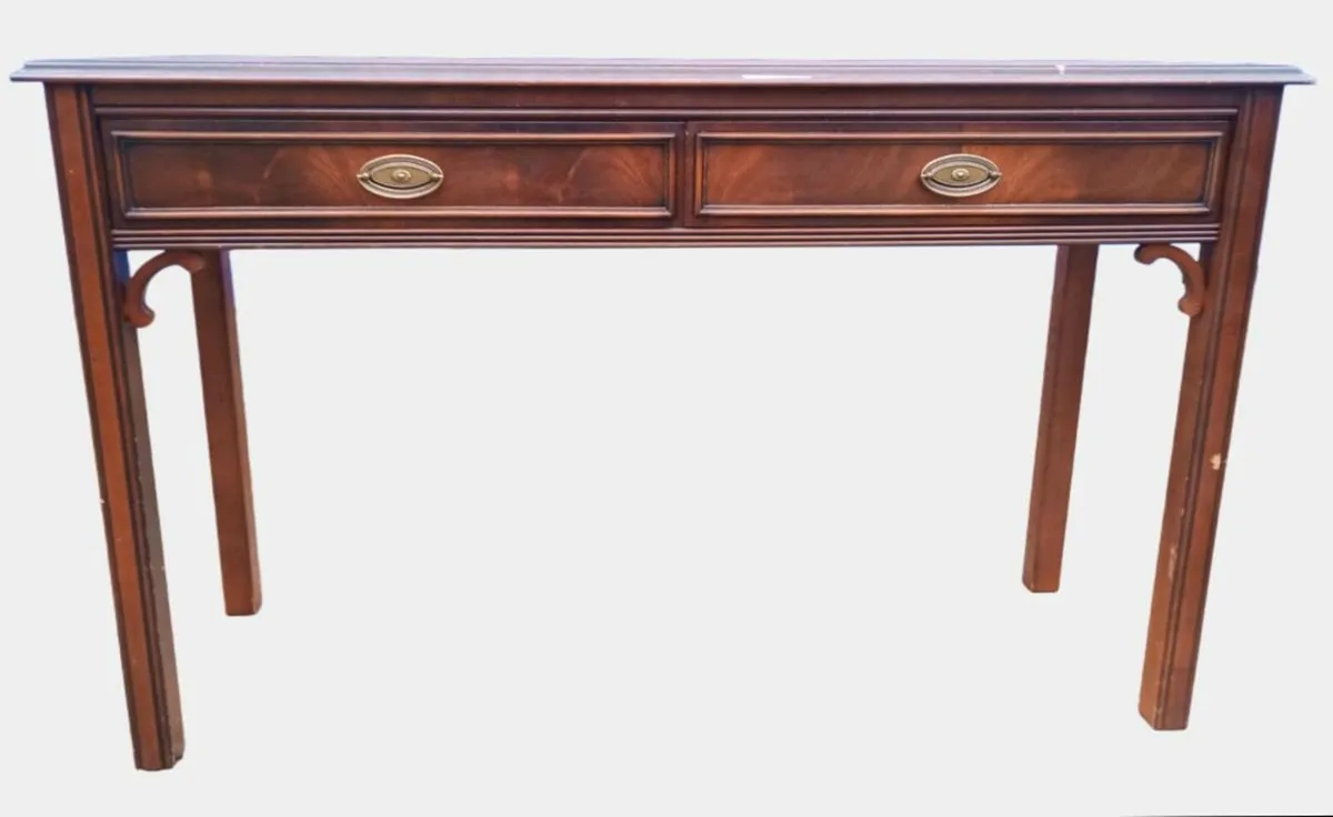 📍 CLEARANCE: Mahogany Table with two drawers - Image 2