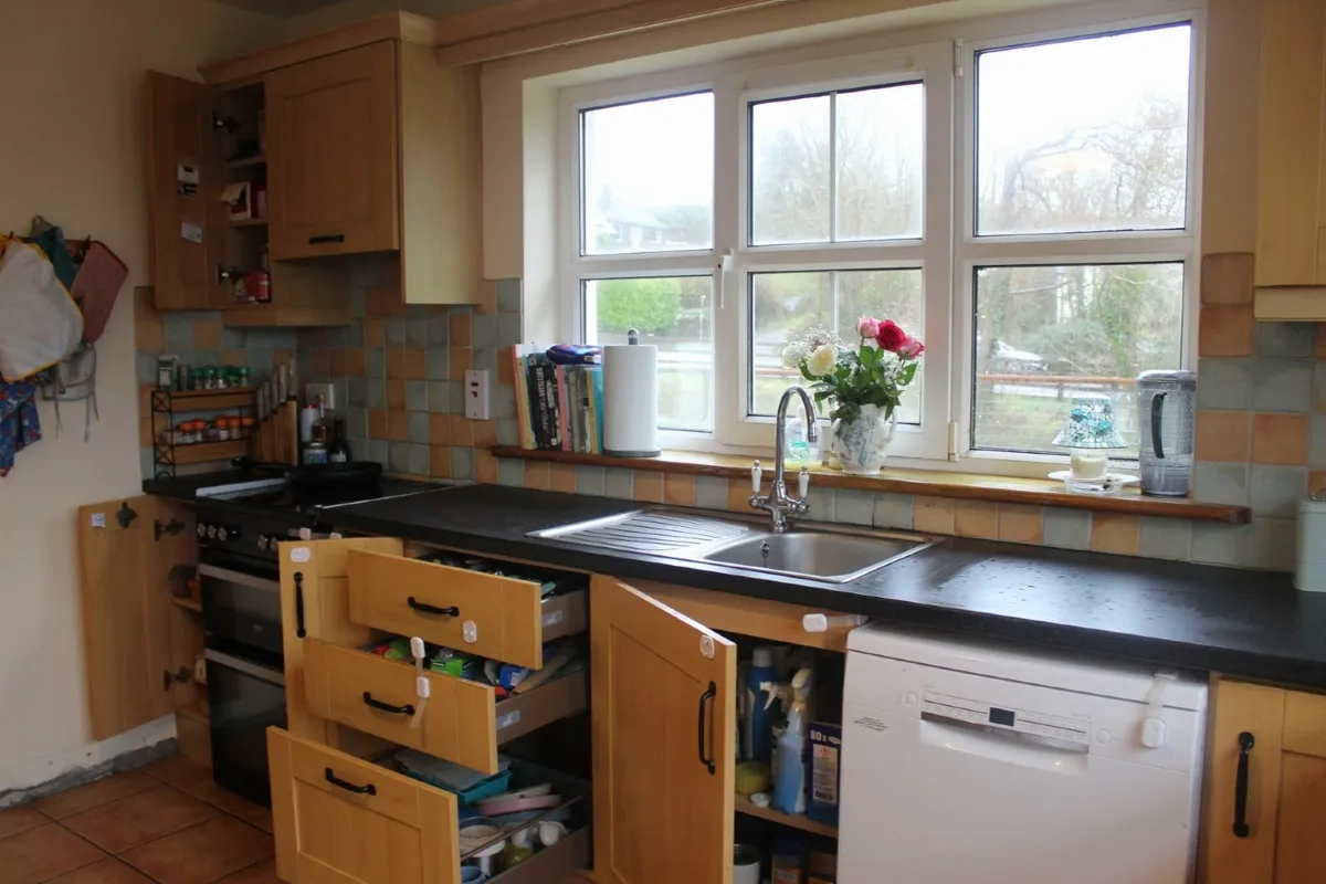 Kitchen & Utility Room Cabinets & Worktops - Image 4