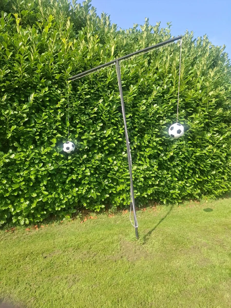 Football Heading Station - Image 1