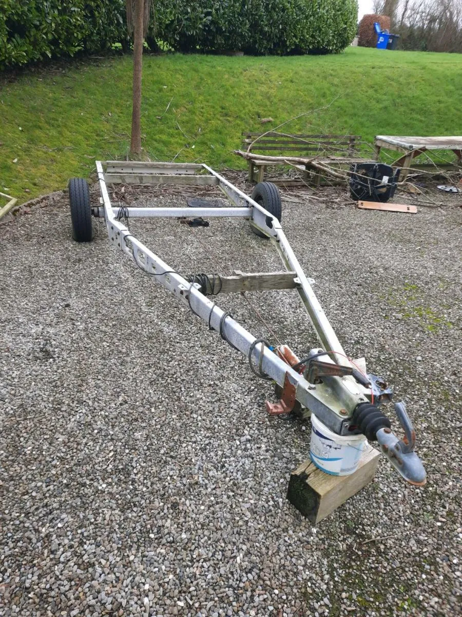 Caravan trailer - Image 1