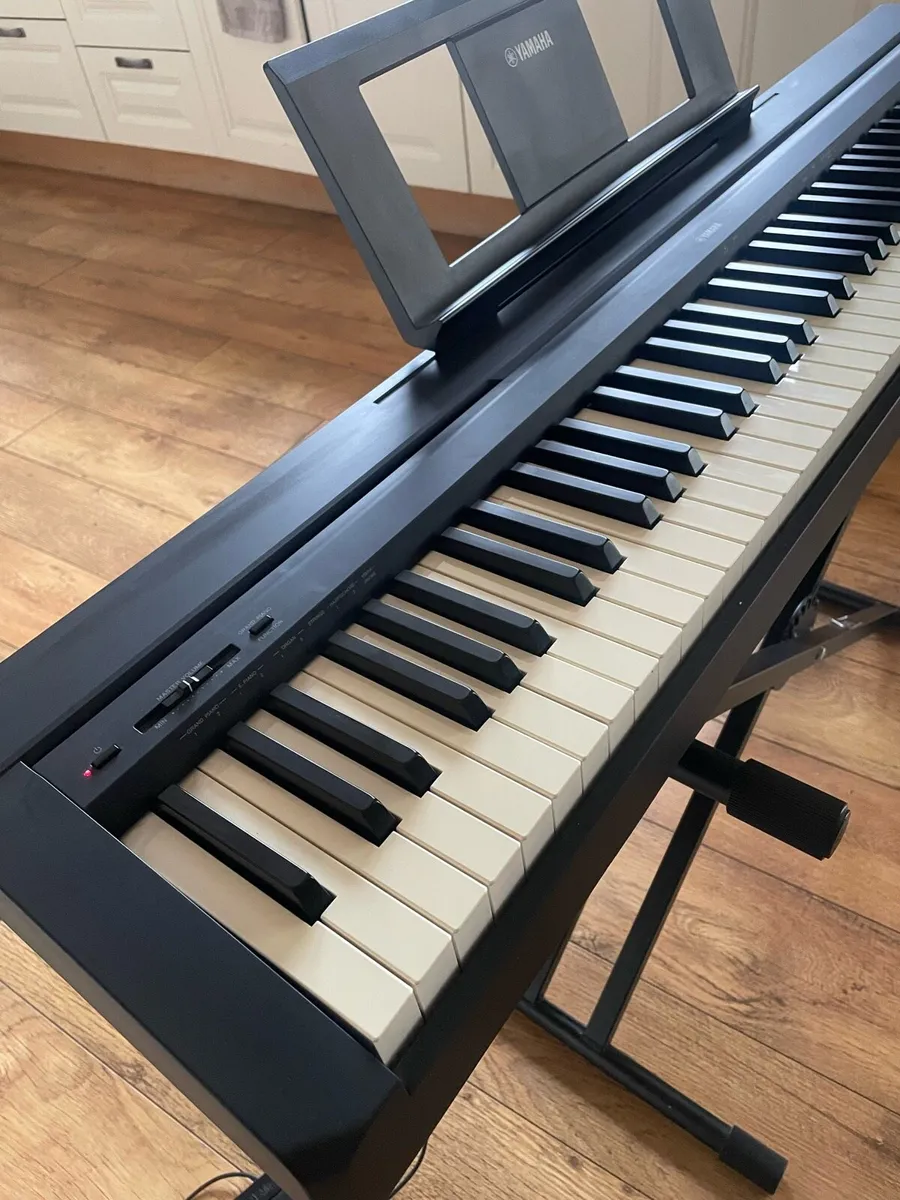 Yamaha Keyboard Piano - Image 1