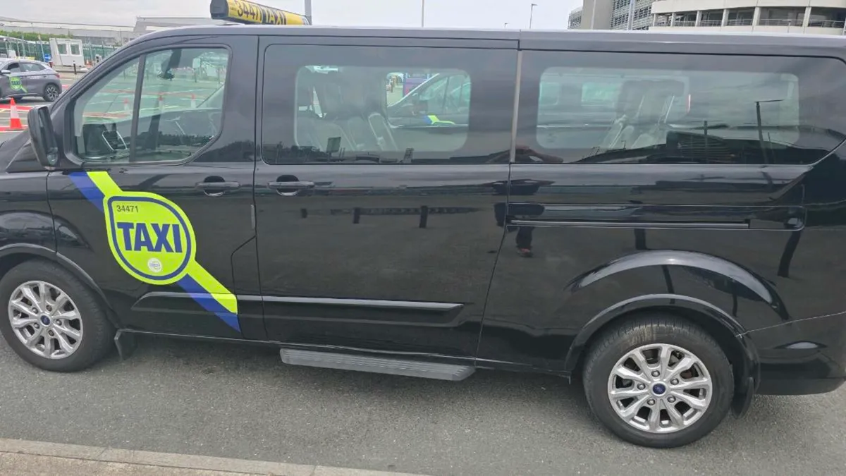 Ford Custom Tourneo - Image 1