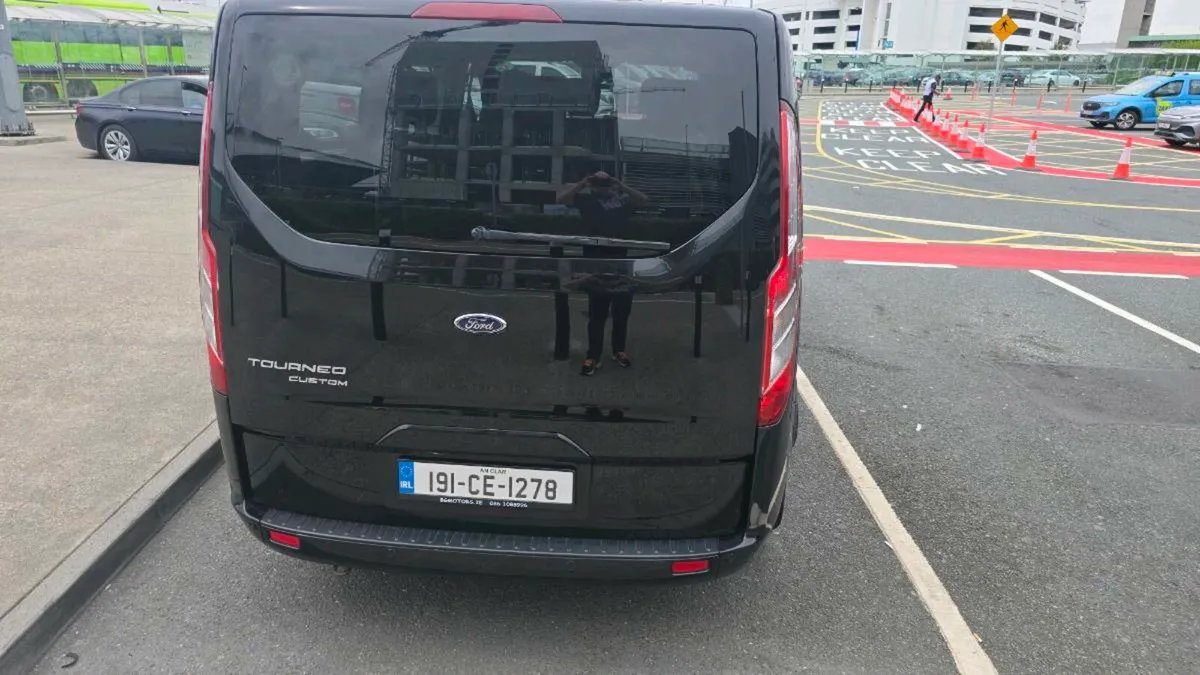 Ford Custom Tourneo - Image 2