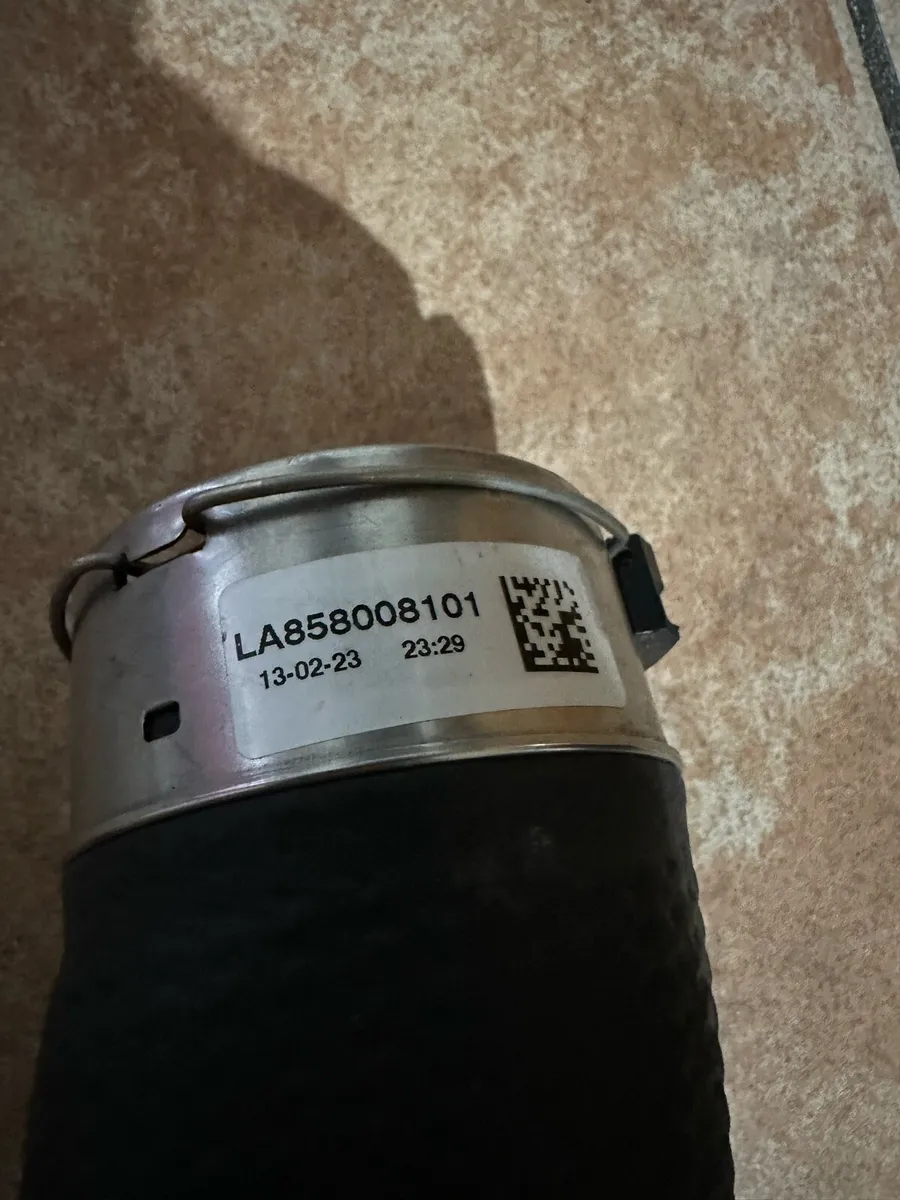 Bmw g30 intercooler pipe - Image 2