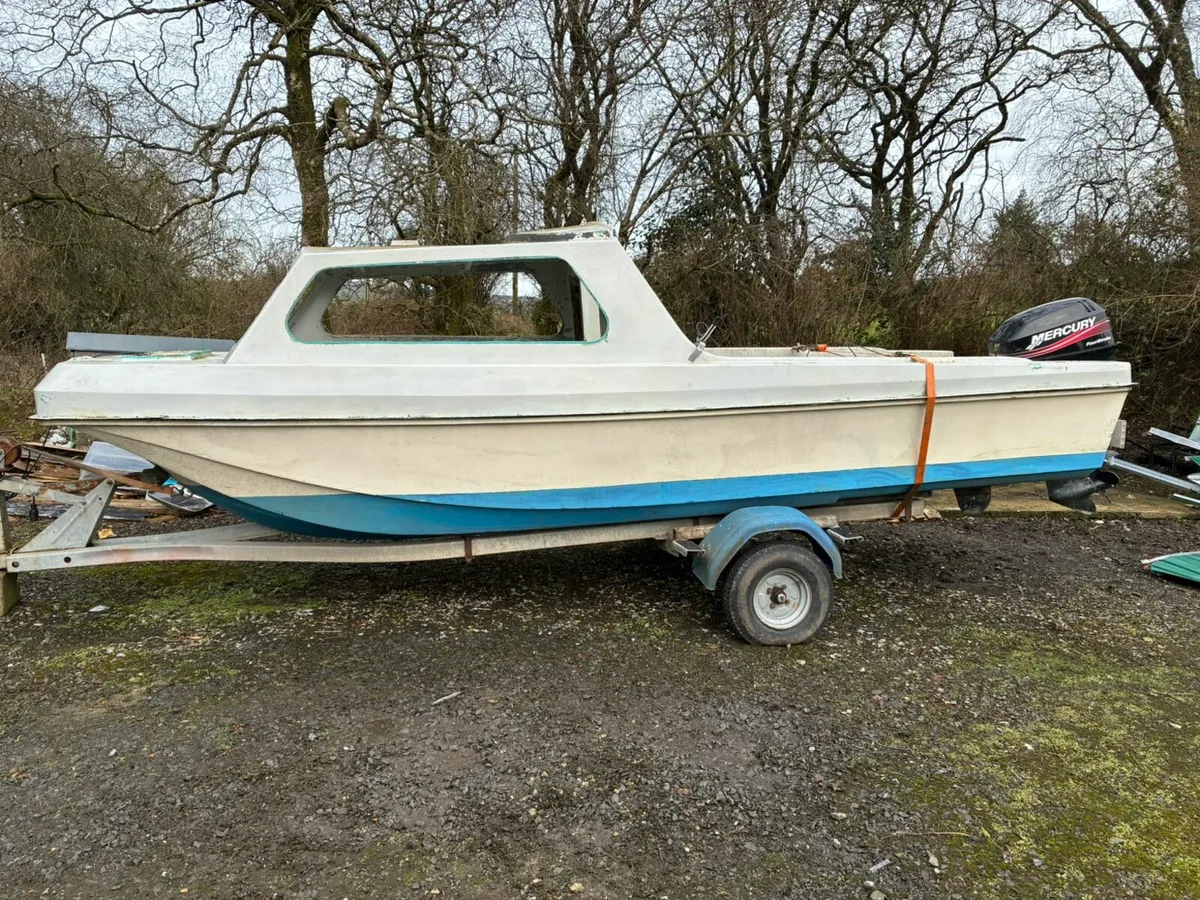 Boat with 25hp mercury want gone today - Image 1