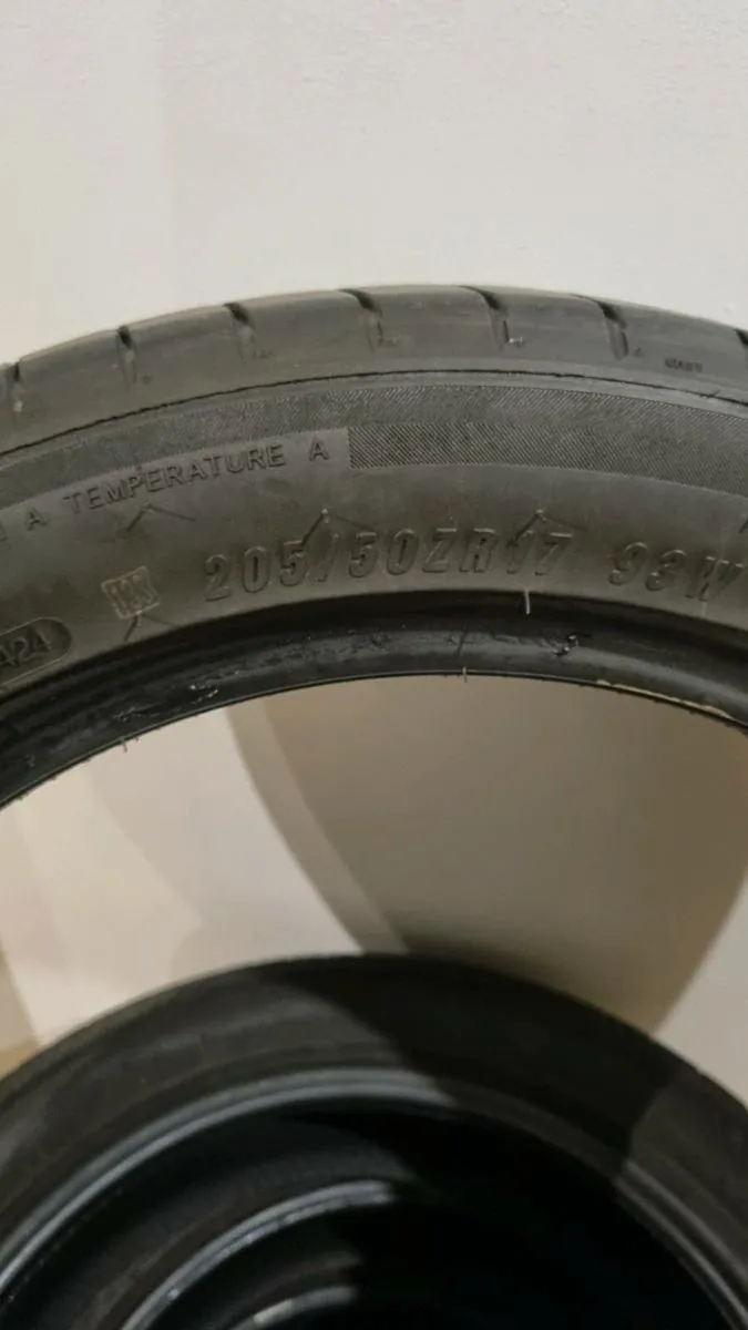 205/50 R17 x4 tyres - Image 2