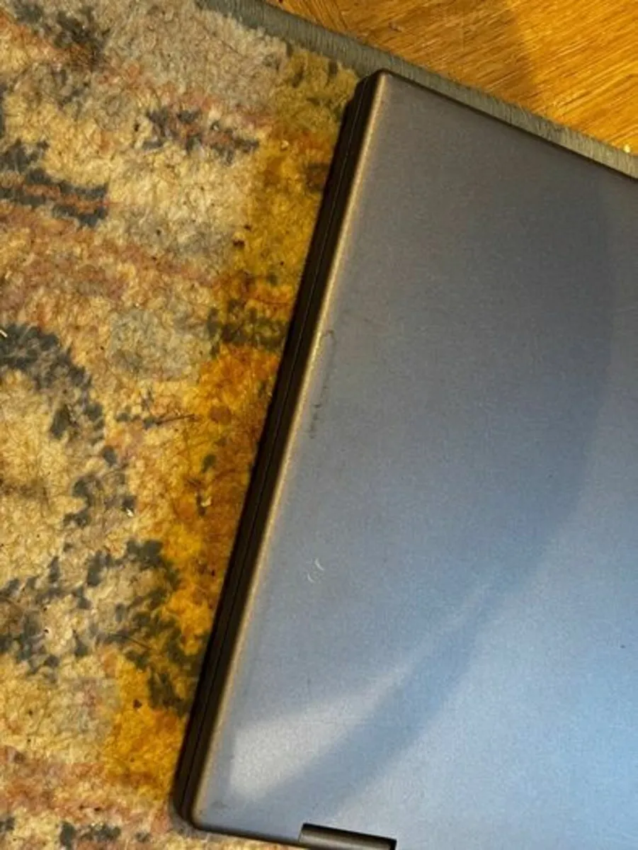 15.6" Dual Screen Portable Monitor - Image 3