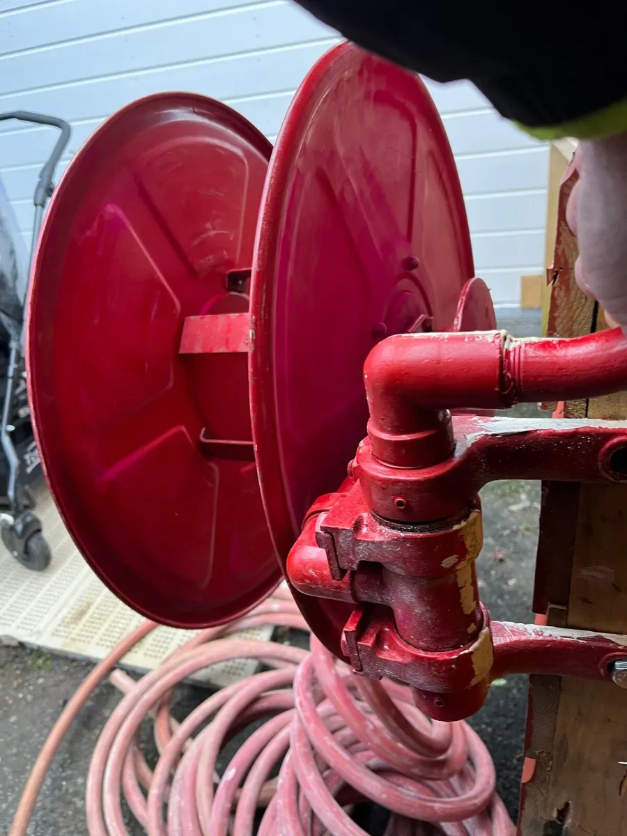 fire hose reel - Image 2