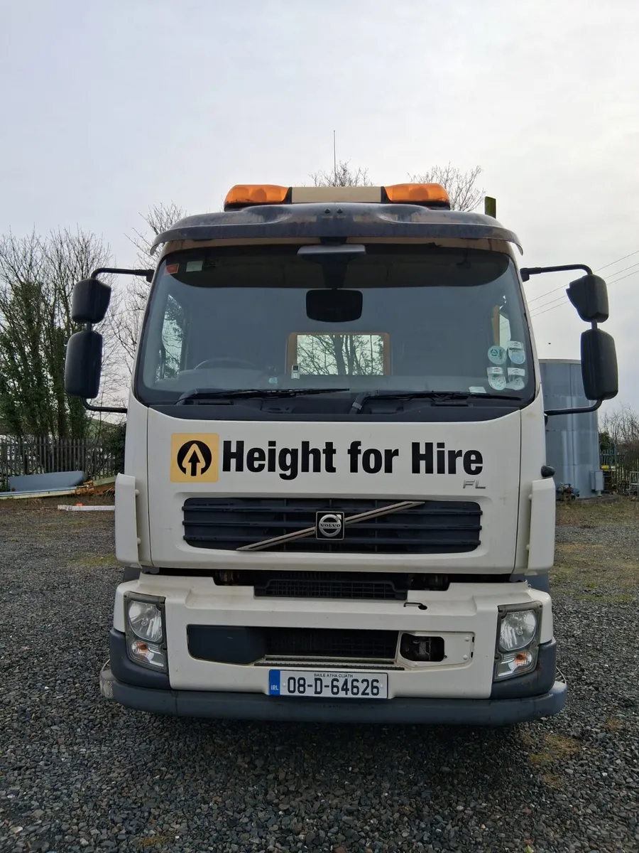 Volvo FLH 18 T  2008 Beavertail 4 x 2 - Image 4