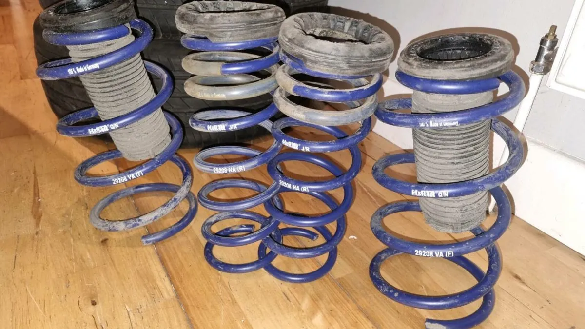X4 H&R lowering springs volvo/ford - Image 2