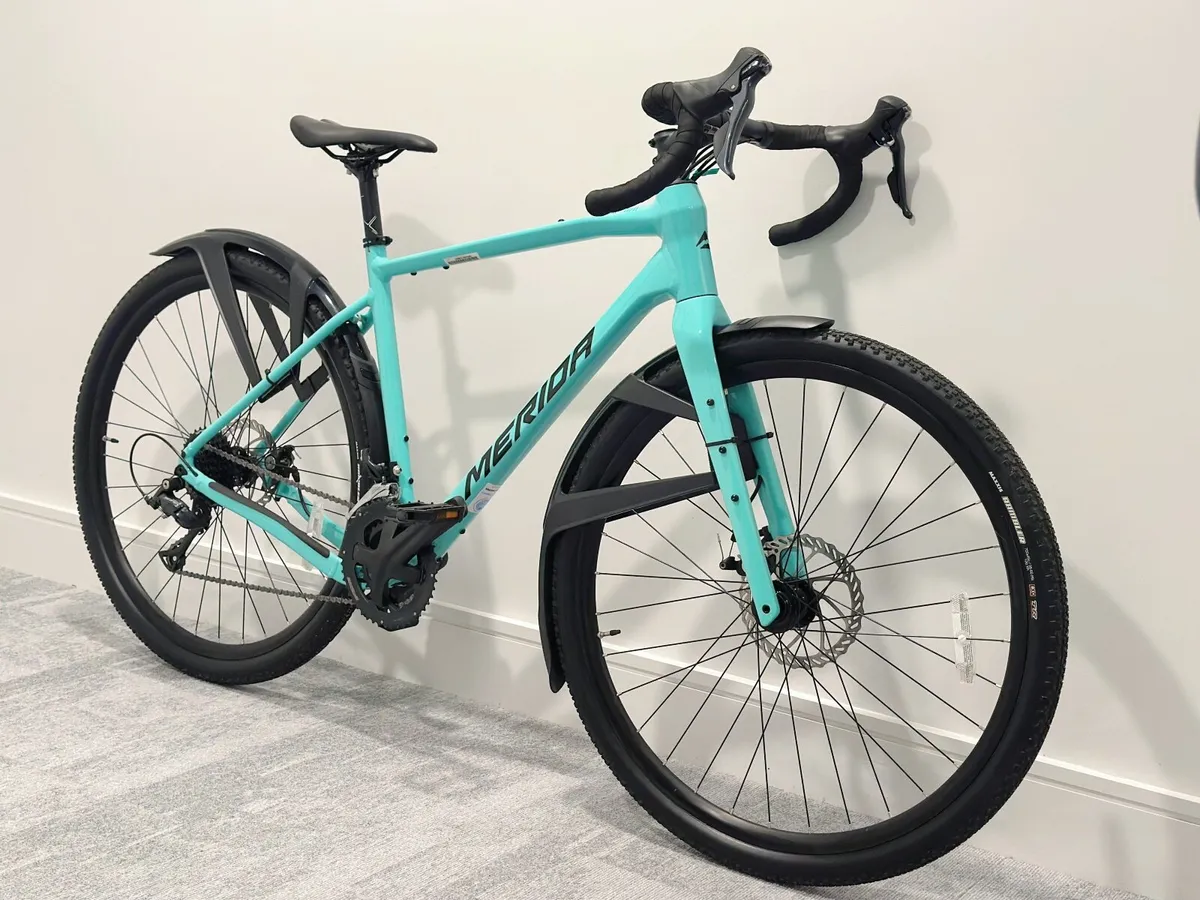 Merida Silex 200  Bike - Image 2