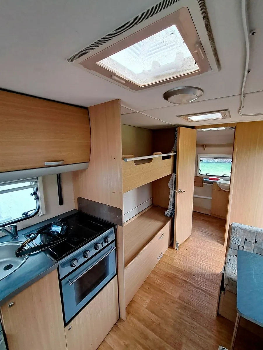 6/7 Berth Caravan - FB Quattro Sprite - Image 3