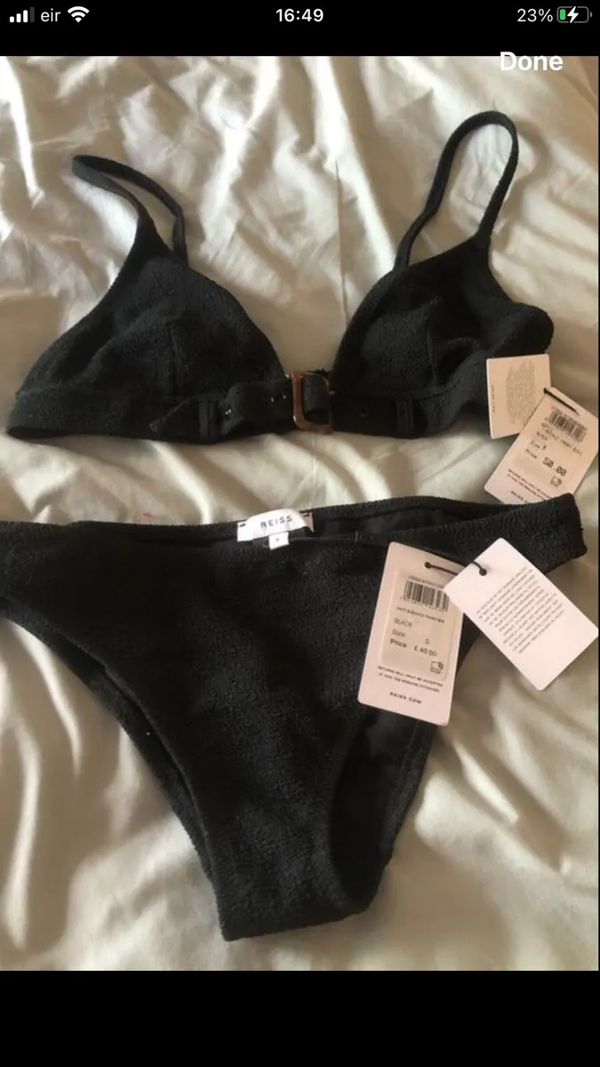 Ladies  BNWT Bikini top size M bottoms S €30 - Image 1