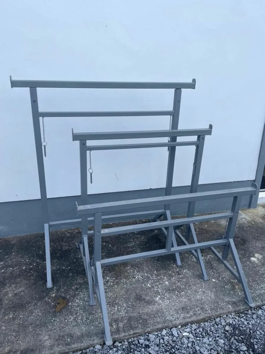Band Stands for Scaffolding - Image 1