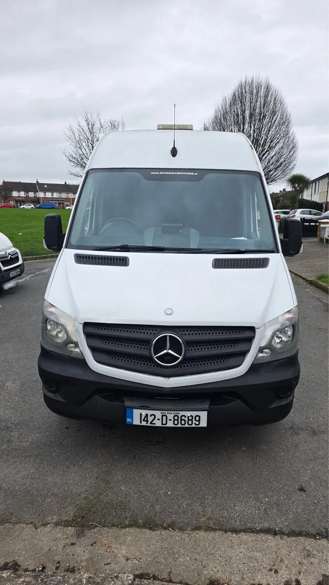 142 Mercedes Sprinter - Image 2