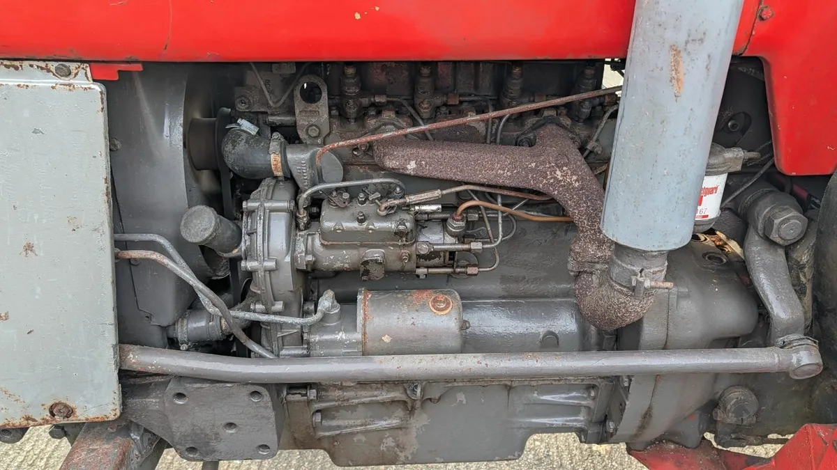 1965 Massey Ferguson 165 - Image 4