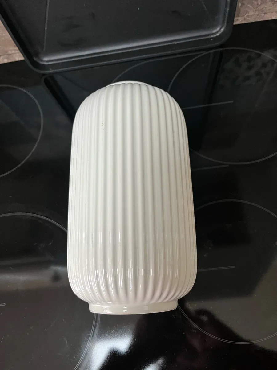 Flower vase - Image 3