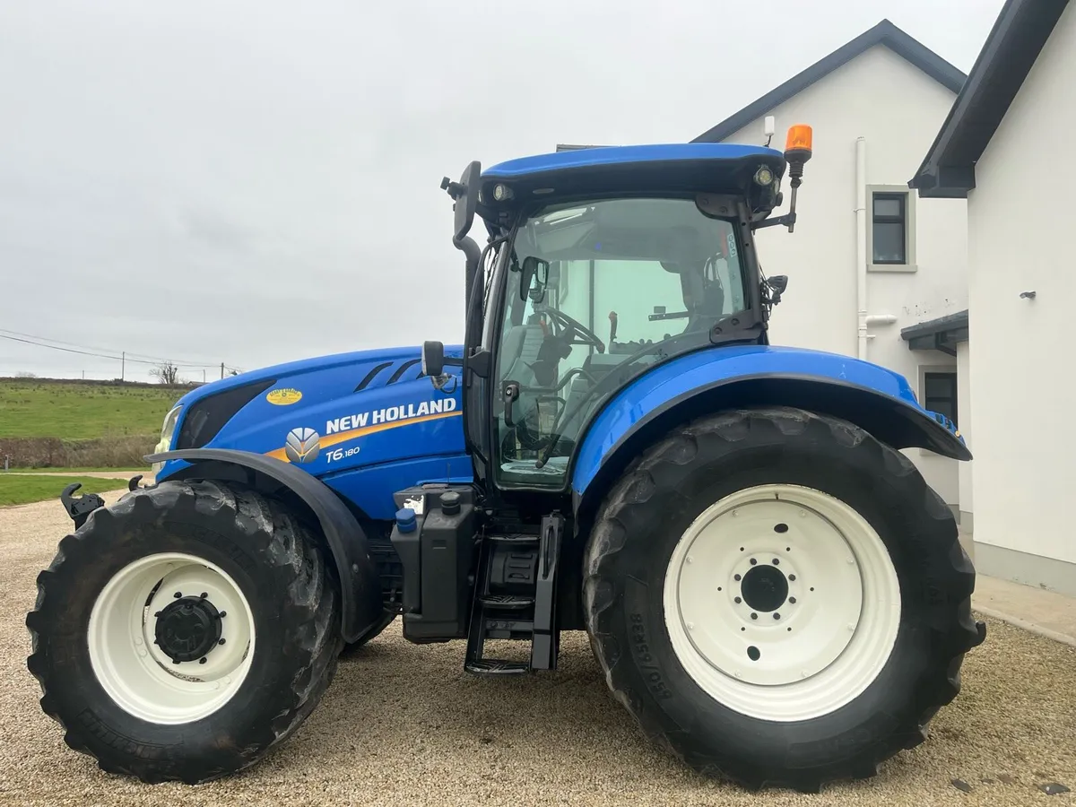 New Holland - Image 2