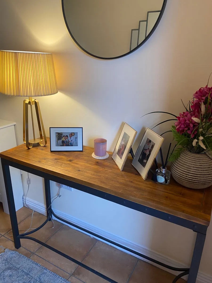 Hall table - Image 1