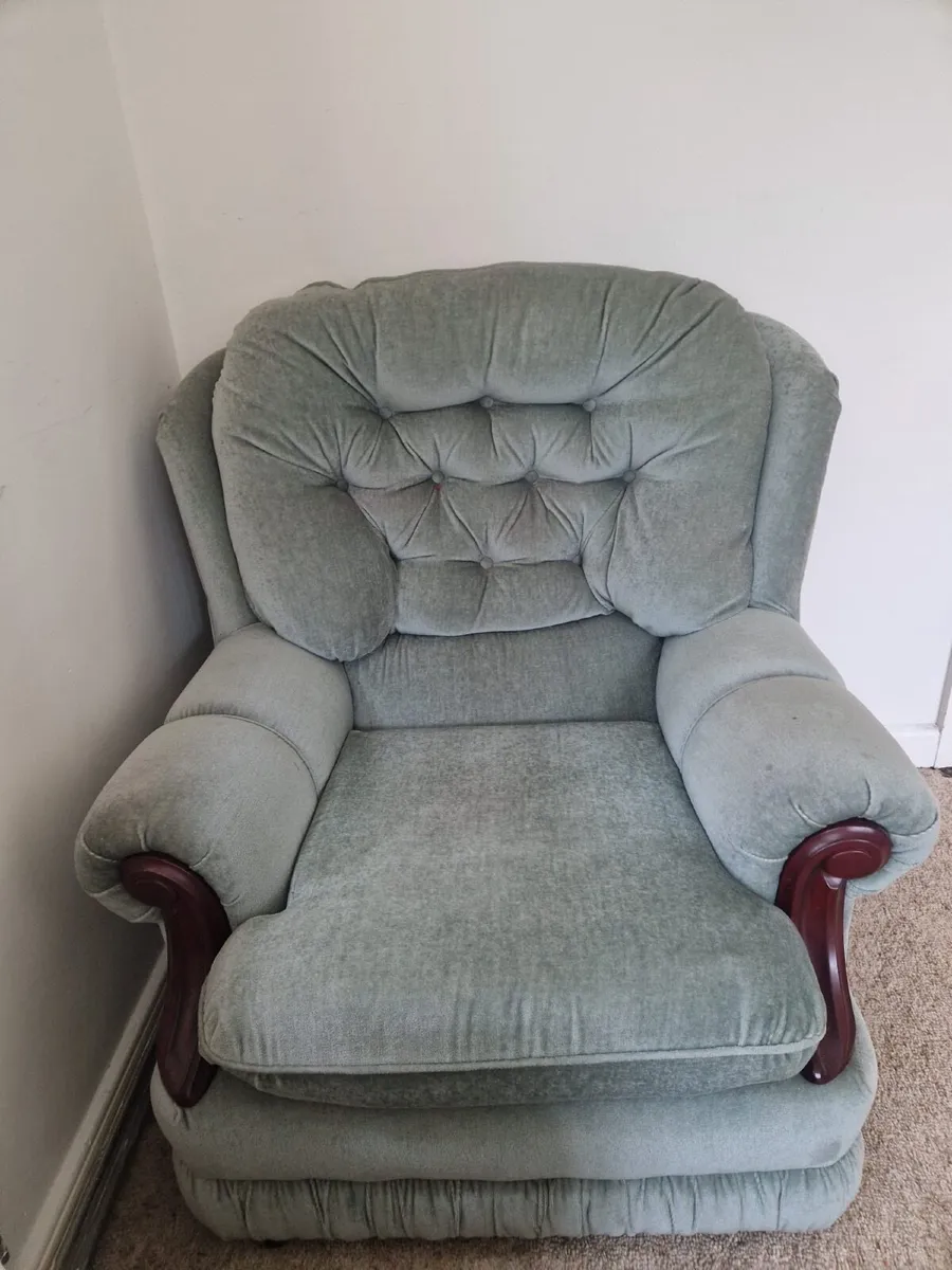 Couch Three Piece Suite - Image 2